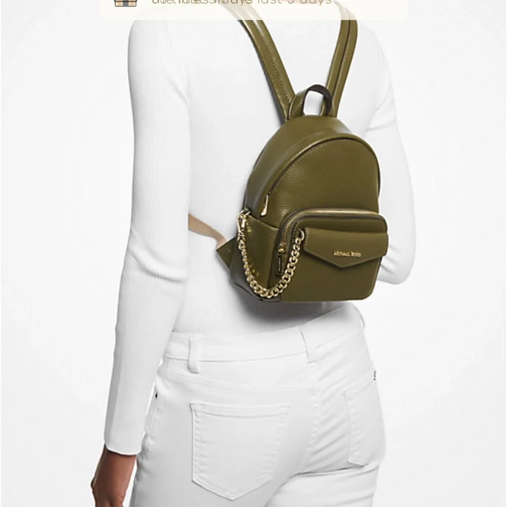 Michael Kors down back version